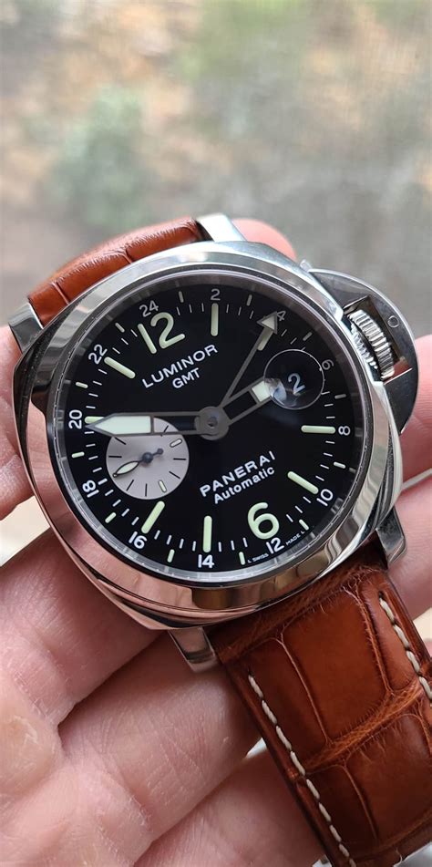 FSOT: Panerai Luminor GMT .